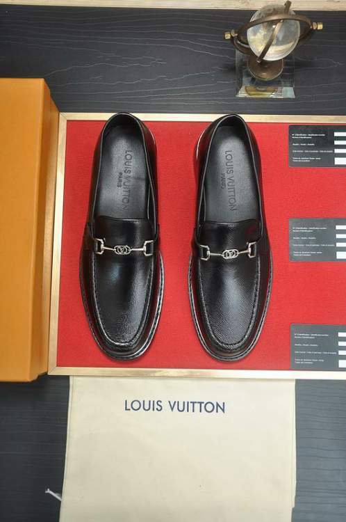 Picture of Louis Vuitton Shoes _SKULVsz38-45hnq012114755